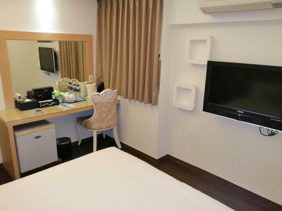 Newrise Hotel Гаосюн Экстерьер фото